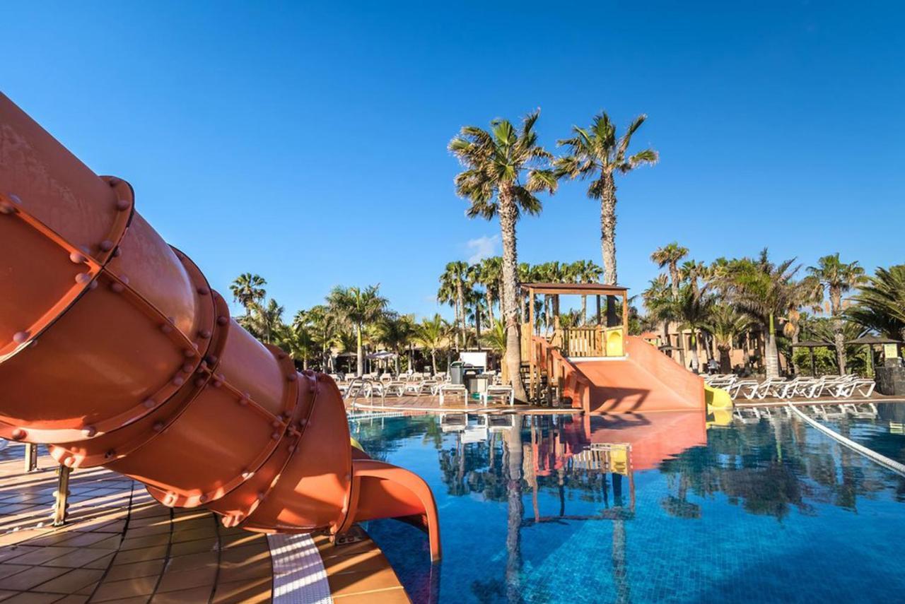 Family Apartment With Pool View - Oasis Duna Resort Corralejo Kültér fotó