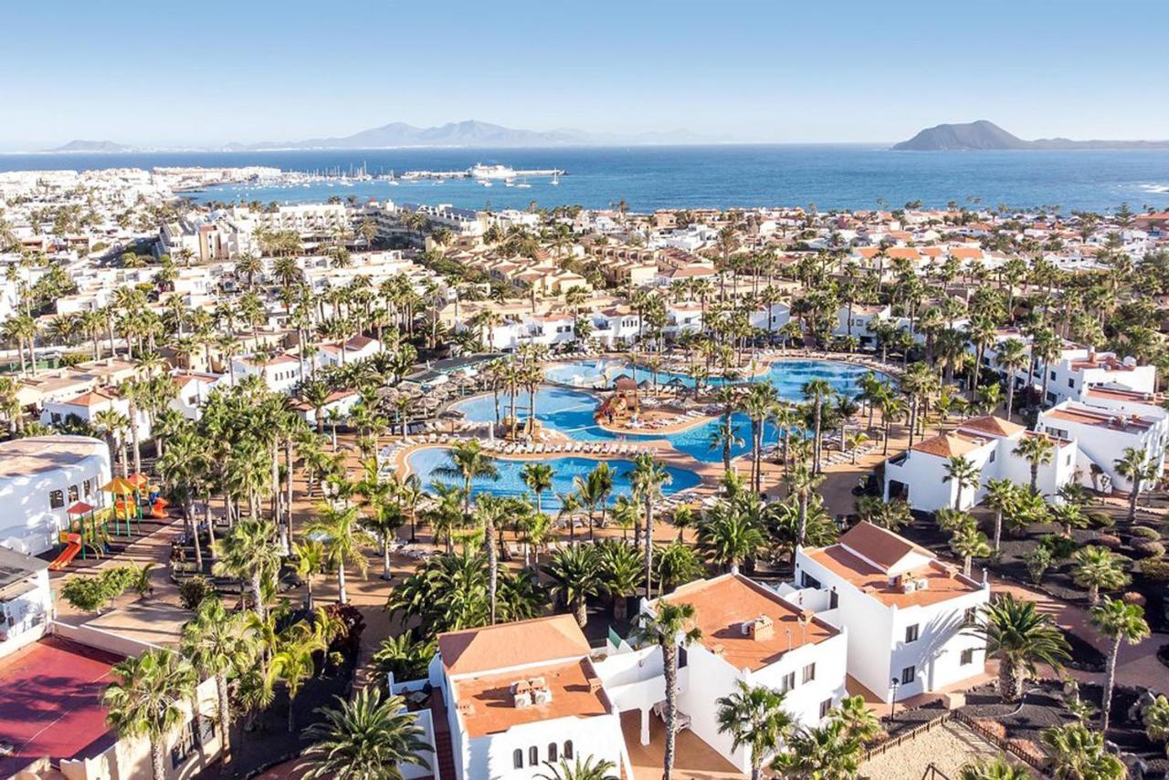 Family Apartment With Pool View - Oasis Duna Resort Corralejo Kültér fotó